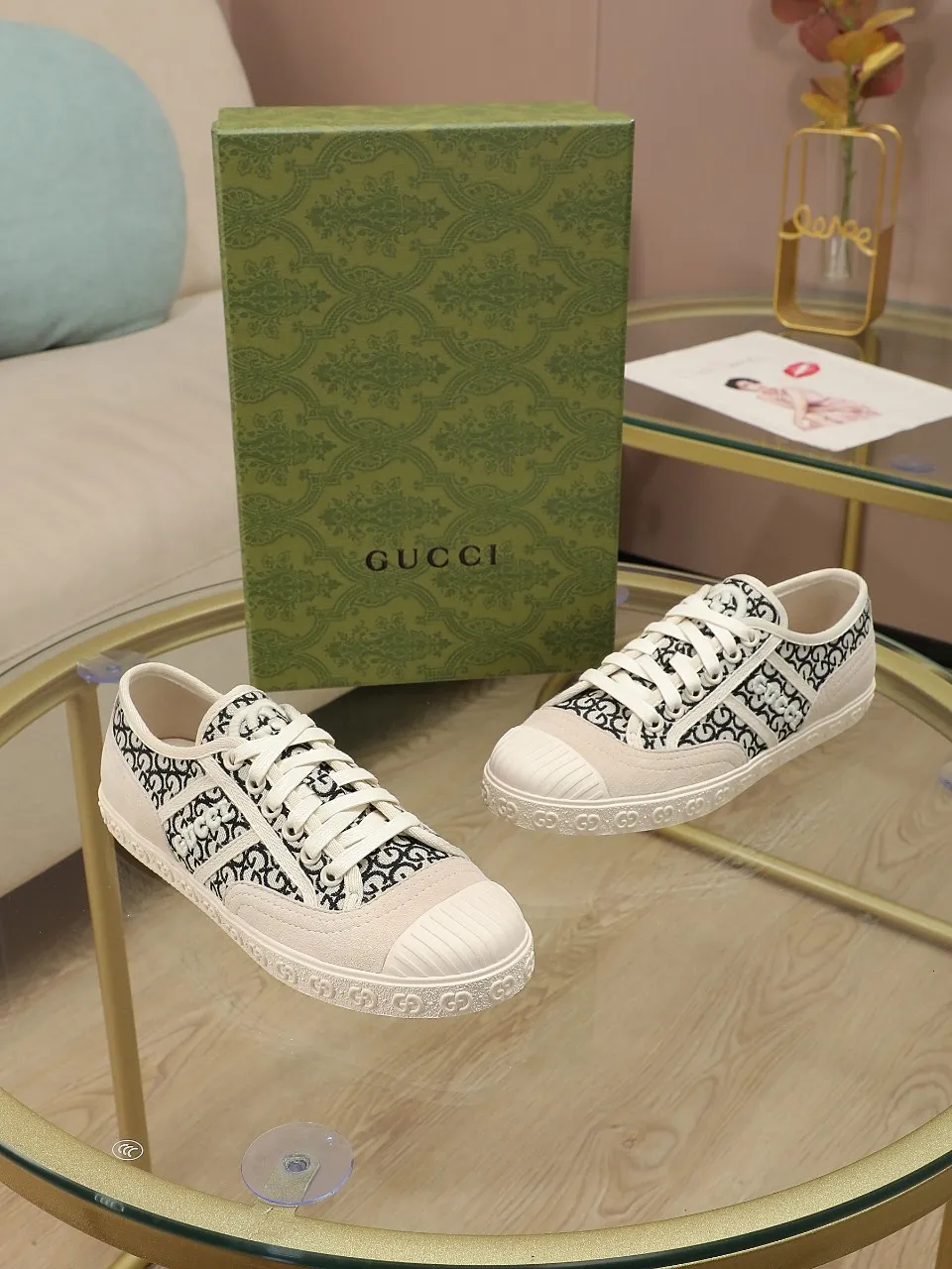 👟👟Ex-factory price 420👟👟 GUCCI~24 The latest double G embroidered low-cut lace-up fashion sneakers, originally developed, the fabric is exclusive double G fabric, the upper is perfectly matched with special craftsmanship, the lining is sheepskin, rubber outsole, size 35 to 40